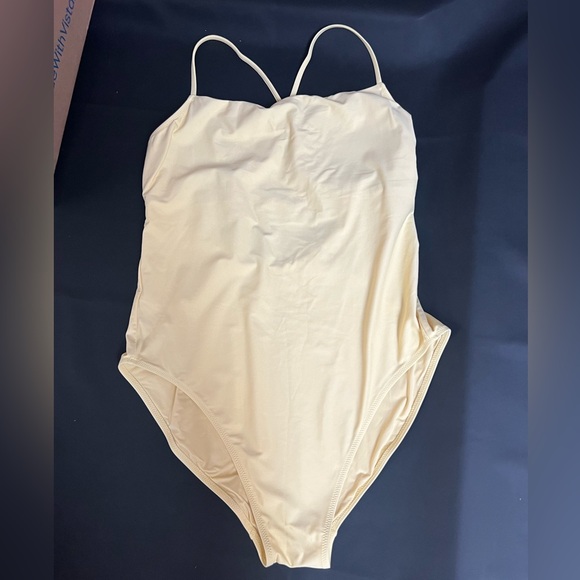 girlfriend collective Other - Yellow plus size one piece swimsuit girlfriend collective 3XL built in bra